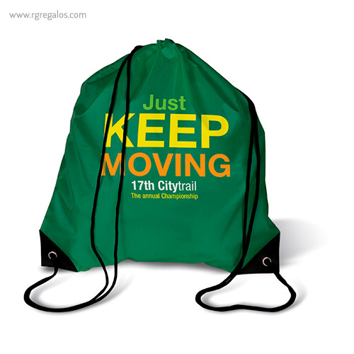 Mochila saco de poliéster verde con logo rg regalos publicitarios