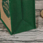 Bolsa de yute lateral y asas color verde detalle rg regalos publicitarios