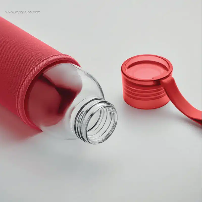 Botella vidrio reciclado con funda roja 500ml