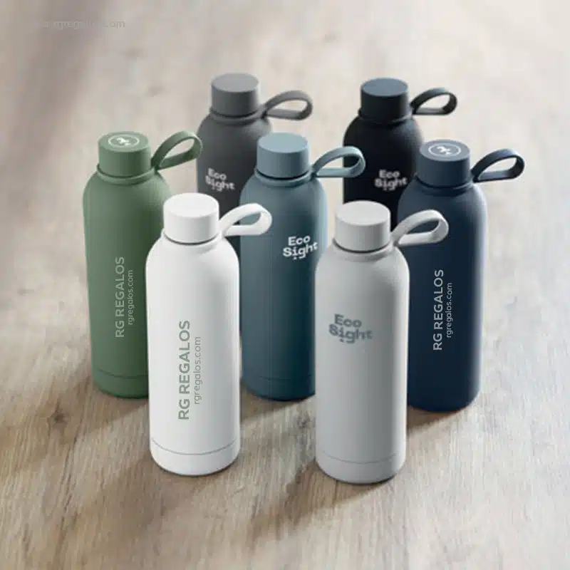 Botella-acero-inox-reciclado-tacto-suave-colores