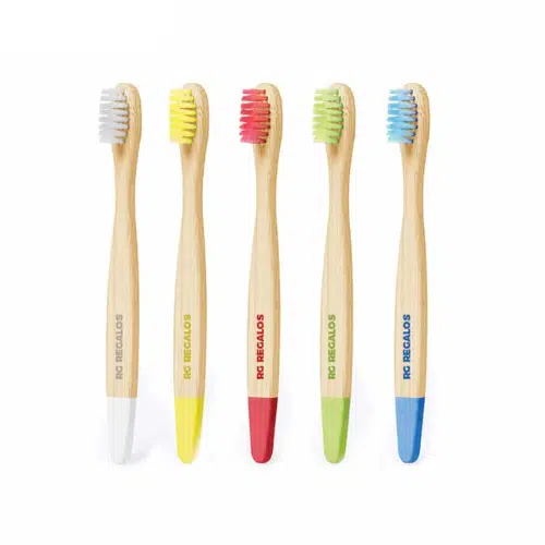 cepillo-de-dientes-personalizado-de-colores